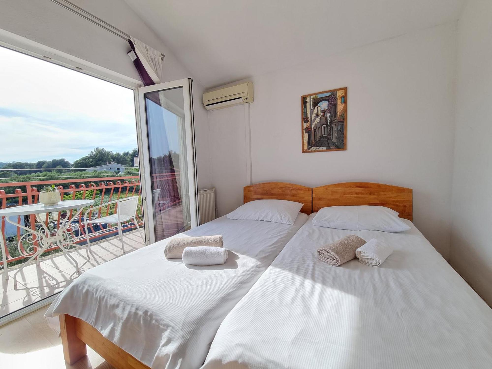 Rooms Slavica Okrug Gornji Zimmer foto